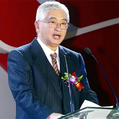 荣智健
